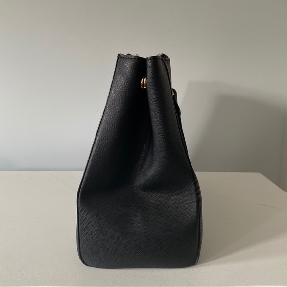 Michael Kors Jet Set Double Zip Tote Black - Picture 5 of 13